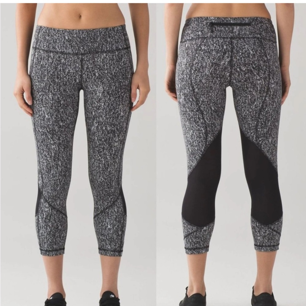 Lululemon Pace Rival Crop (19") Power Luxtreme Suited Jacquard Black White